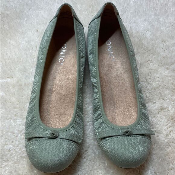 Vionic Green Textured Ballet Flats Comfort Orthotic Women’s Shoes Sz 7 - Picture 1 of 9